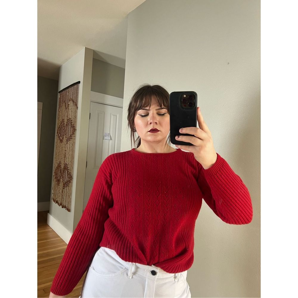 Red, lamb wool blend, crewneck, knit sweater